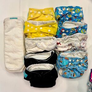 Charlie Banana Cloth Diaper W/ Liners